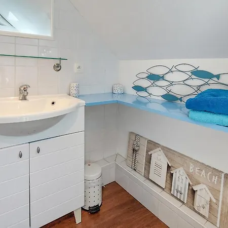 Cozy In With Kitchen Plérin